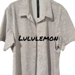 lululemon athletica Men's Gray Shirt